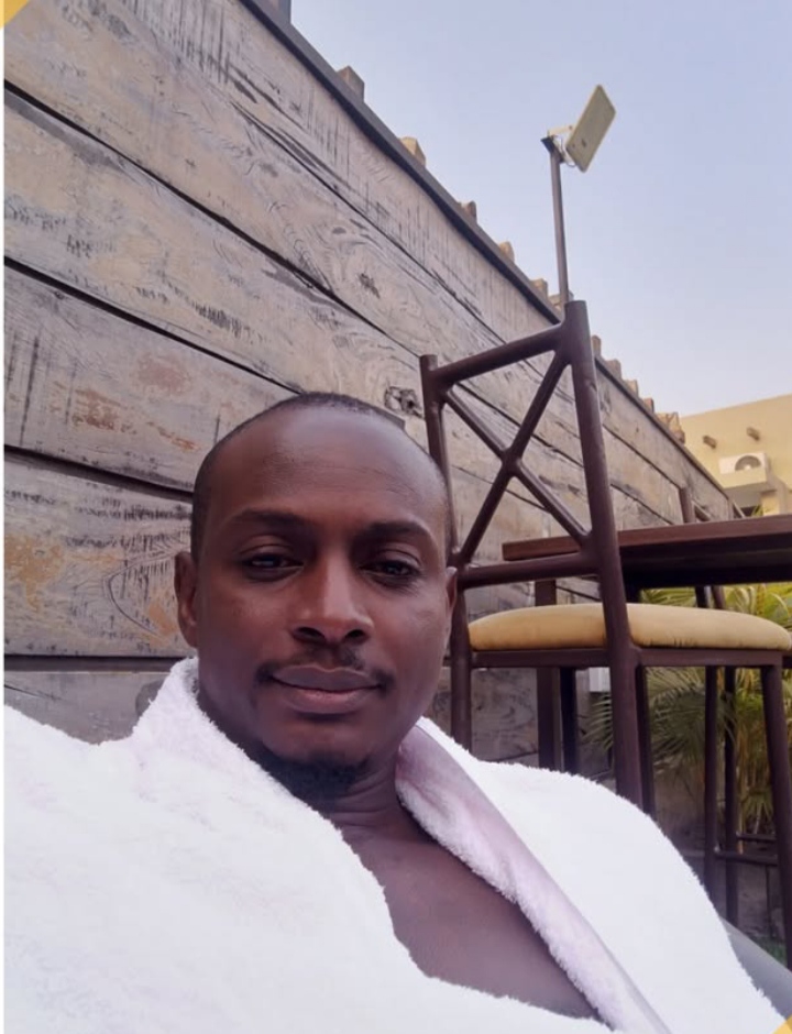 2Baba's brother accuses